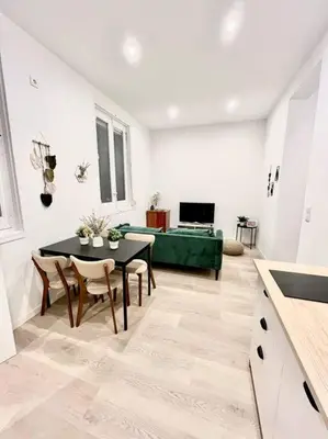 Una cocina o zona de cocina en Espectacular apartamento Madrid
