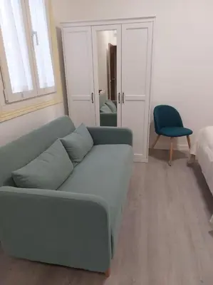 Zona de estar de Cozy studio for 2 people in Gran Via.SI2A2