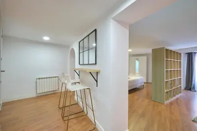 Cama o camas de una habitación en Lovely Apartments - Increíble loft en el corazón de Madrid