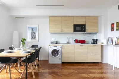Una cocina o zona de cocina en Piso luminoso con balcones frente Parque Retiro