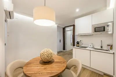 Una cocina o zona de cocina en Apartamento doble centro Madrid