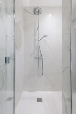 Un baño de Stunning Apartment near Gran Via Metro