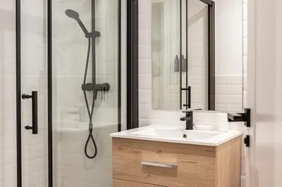 Un baño de Waou Best VI Madrid Rio
