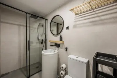 Un baño de Design and elegance in the heart of Madrid