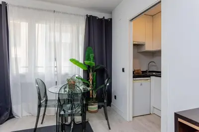 Una cocina o zona de cocina en GuestReady- Modern Aparthotel in Salamanca -Madrid