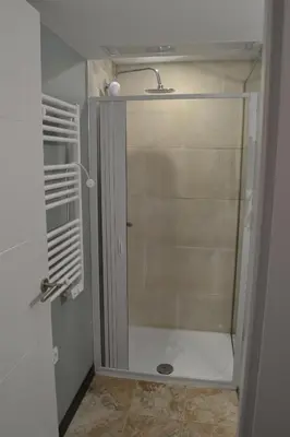 Un baño de Homelikes Madrid