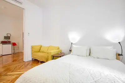 Cama o camas de una habitación en MEZZANINE ORANGE