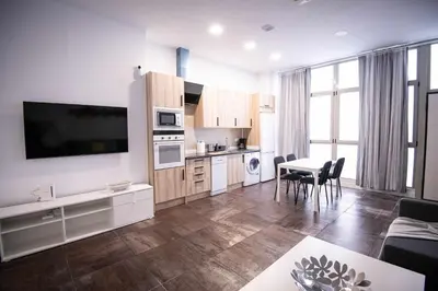Una cocina o zona de cocina en APARTAMENTO ANTONIO LOPEZ - A