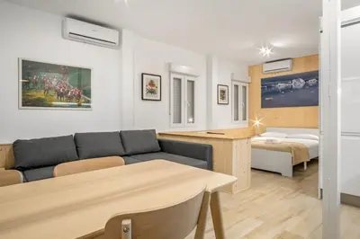 Cama o camas de una habitación en Modern Cozy - 1Bedroom 1Bathroom - Palacio
