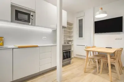 Una cocina o zona de cocina en Modern Cozy - 1Bedroom 1Bathroom - Palacio