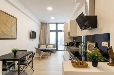 Una televisión o centro de entretenimiento en Modern comfy-1bedroom 1bathroom-Prosperidad