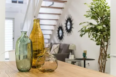 Zona de estar de 1 bedroom 1.5 bathrooms furnished - Delicias Atocha - Modern - MintyStay