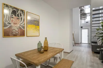 Zona de estar de 1 bedroom 1.5 bathrooms furnished - Delicias Atocha - Modern - MintyStay