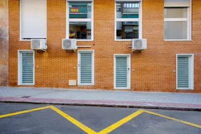 Plano de Stylish Duplex-1Bedroom-1.5Baths-Delicias Atocha
