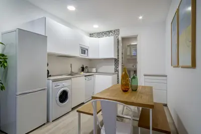 Una cocina o zona de cocina en Stylish Duplex-1Bedroom-1.5Baths-Delicias Atocha