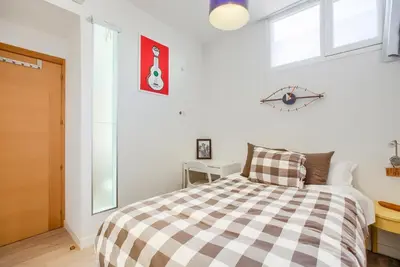 Cama o camas de una habitación en Chueca & Justicia - Luminoso apartamento en Centro