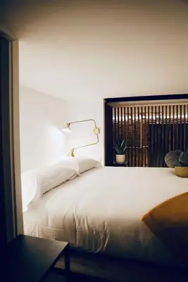 Cama o camas de una habitación en Unique NYC style Loft in the heart of Madrid
