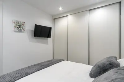 Cama o camas de una habitación en Bright apartment -1Bedroom 1Bathroom-Prado