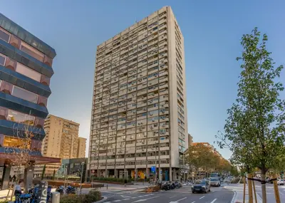 Edificio en el que se encuentra el apartamento