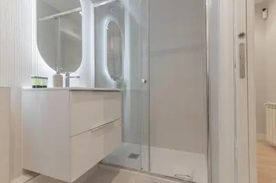 Un baño de Cozy central -2 Bdrs 2 Baths - Delicias