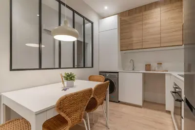Una cocina o zona de cocina en Cozy central -2 Bdrs 2 Baths - Delicias