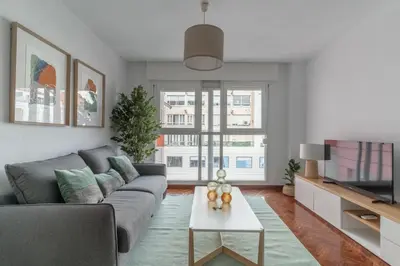 Una televisión o centro de entretenimiento en Brigth Stylish studio - Gran Vía