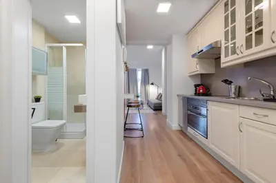 Una cocina o zona de cocina en Centric and bright- 1Bd 1Bth- Malasaña