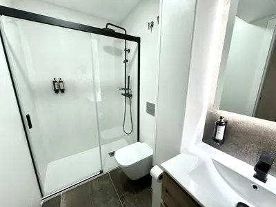 Un baño de CavaBajaSuites 2
