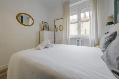 Cama o camas de una habitación en Genial Apartamento en La Latina-Centro de Madrid