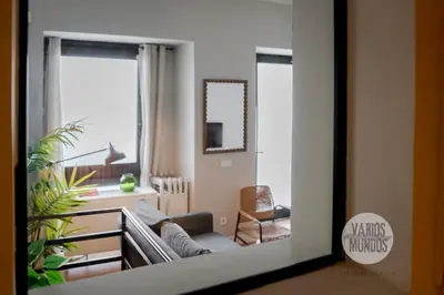Zona de estar de Vive el Retiro para 7 desde Alberto Bosch 14 E1