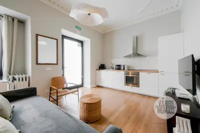 Una cocina o zona de cocina en Vive el Retiro para 7 desde Alberto Bosch 14 E1