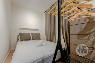 Cama o camas de una habitación en Toque tradicional para 6, en Tirso de Molina E1