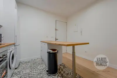 Una cocina o zona de cocina en Toque tradicional para 6, en Tirso de Molina E1
