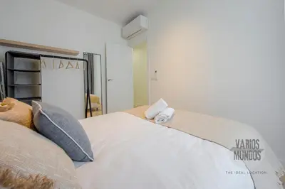 Cama o camas de una habitación en Tradición para 7 desde Tirso de Molina E1