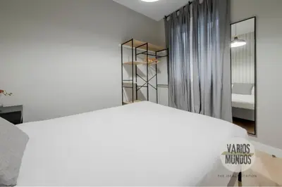 Cama o camas de una habitación en Rumbo a la comodidad para 9 en Calle del Barco E2