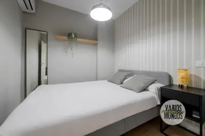 Cama o camas de una habitación en Rumbo a la comodidad para 9 en Calle del Barco E2