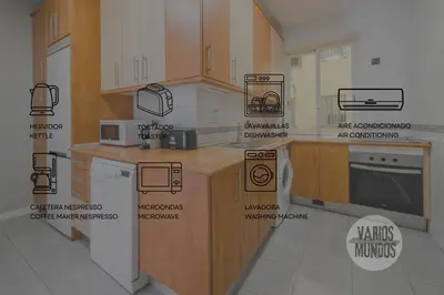 Una cocina o zona de cocina en Amplio y Centrico Apt para 9pax en La Latina