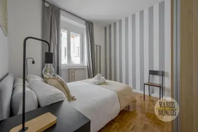 Cama o camas de una habitación en Practico Apt 7pax en Calle Santa Ana Centro de Madrid