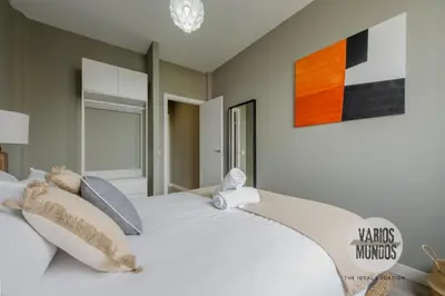 Cama o camas de una habitación en Espaciosa y elegante para 9, conoce Toledo 77