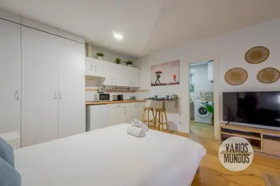 Una cocina o zona de cocina en Oasis para 3 en Sol, descubre Concepción Jerónima