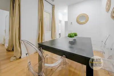Plano de Acogedor Apt para 5pax en el corazon de Chamberi