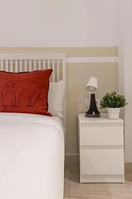 Cama o camas de una habitación en Madrid Embajadores II - Apartamento de 4 dormitorios con Balcón