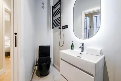 Plano de Apartamento-Bajo para 5 al pie de Gran Vía E2