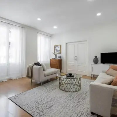 Cozy and bright- 1BED 1BATH- City center
