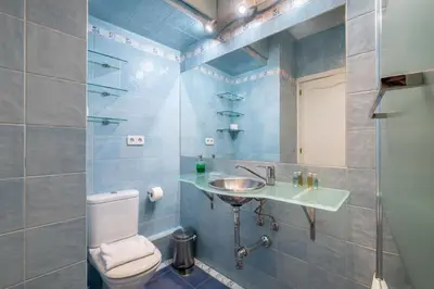 Un baño de Modern and bright- 1bedroom 1bathroom- Downtown