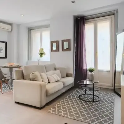 Cozy Centric- 1BD 1BT- Sol-Plaza Mayor