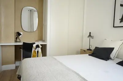 Cama o camas de una habitación en 2BD 2BTH - Plaza España - Refurbished - MintyStay