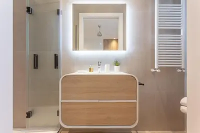 Un baño de Charming 2-Bed Apartment in Conde Duque Madrid