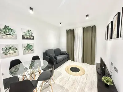 Zona de estar de Centro Legazpi 1