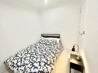 Cama o camas de una habitación en Centro Legazpi 1